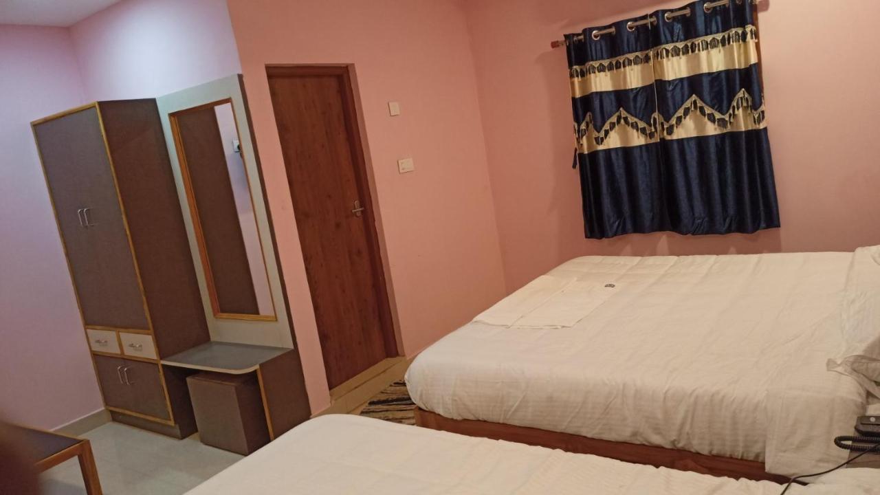 Aarthi Residency Karaikudi Exterior foto