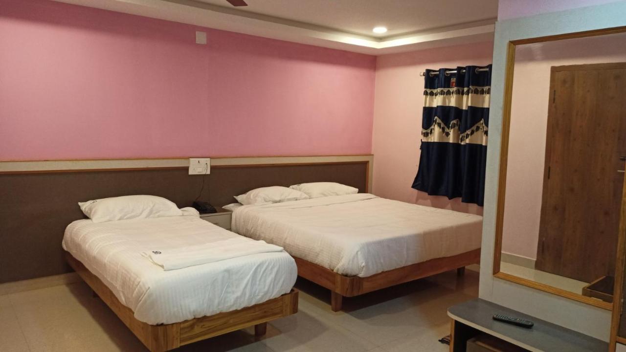 Aarthi Residency Karaikudi Exterior foto